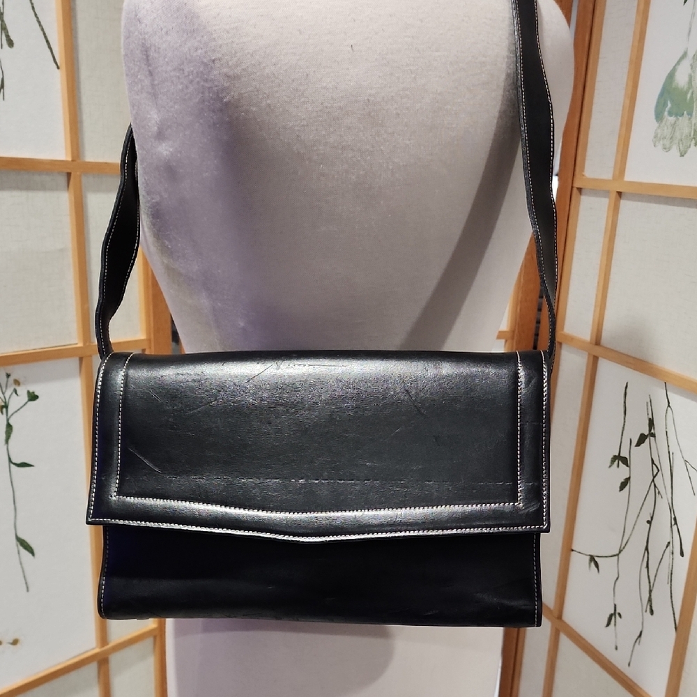 Vera Pelle Black Leather Shoulder Bag